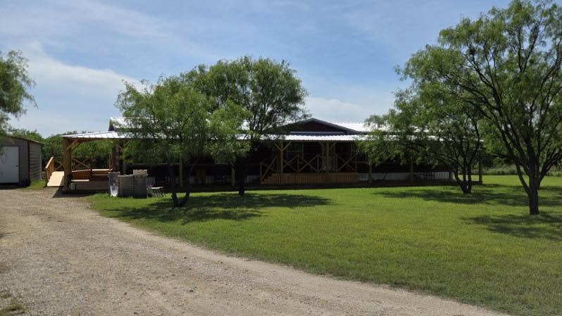 Custom deck construction in Texas