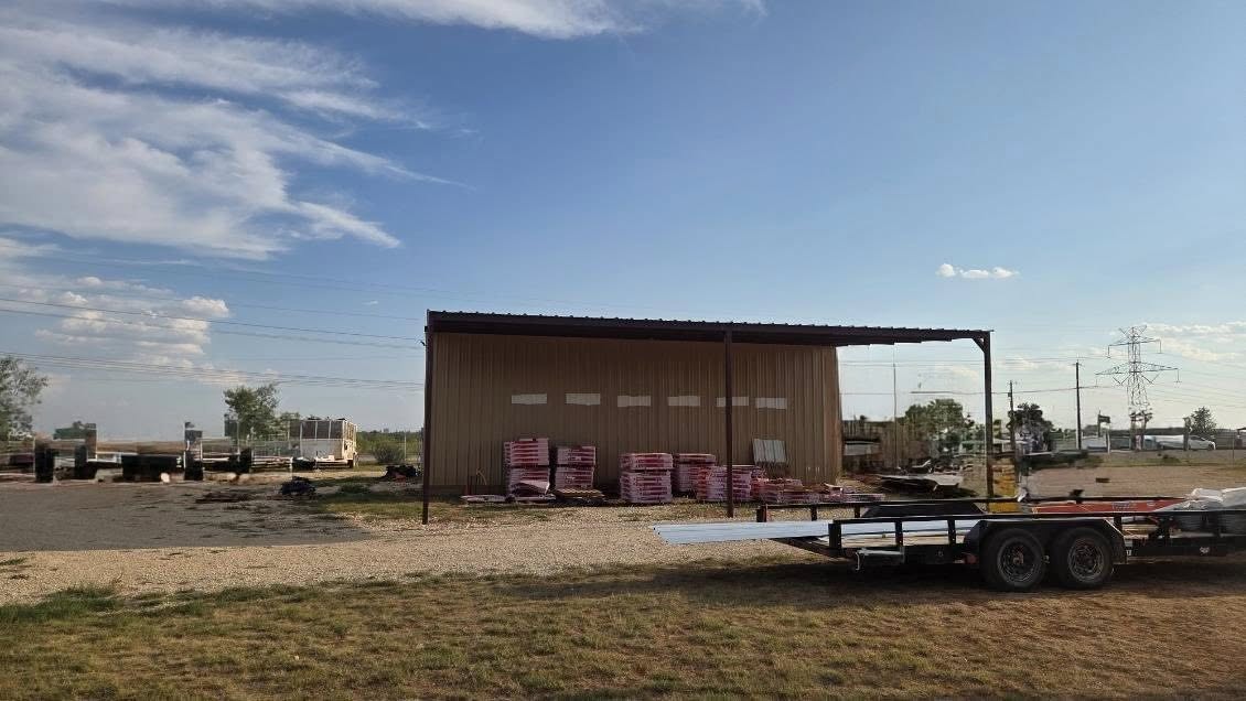 Custom carport and metal building in Texas